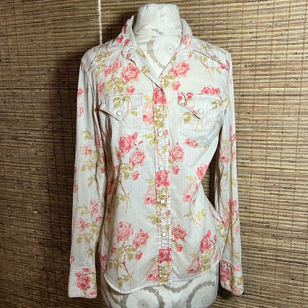 Lucky Dungarees America Rose Pearl Snap Buttons Western Blouse